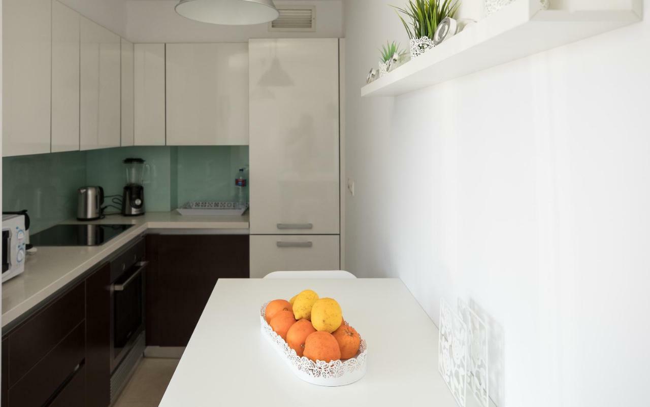 Charming Apartment With Balcony & Pool Lisbon Exterior photo